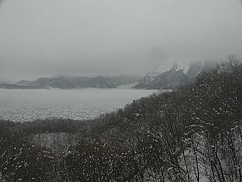 雪の中の秩父